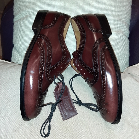 Bass leather wingtips - Picture 3 of 9